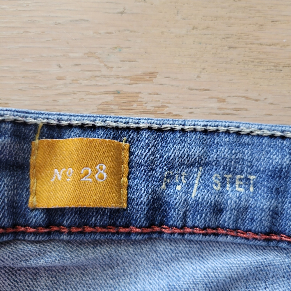 Pilcro and the Letterpress (Anthropologie) Jean shorts - Picture 6 of 12